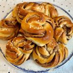 Zimt-Kardamom-Schnecken