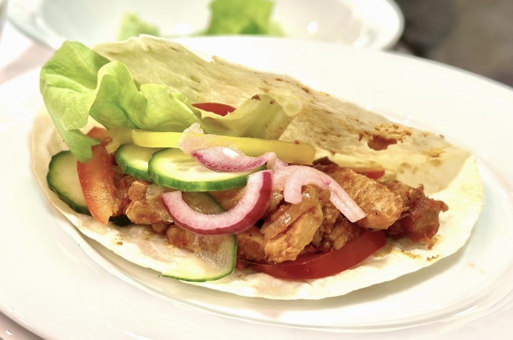 Tortillas mit Pulled Soja