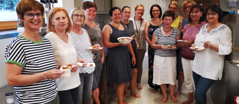 manufaba_ortsbuerinnentreffen_20190617_gruppenfoto_ausschnitt